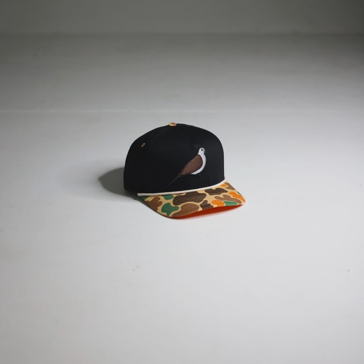 Camo / Black DOVE Rope Hat